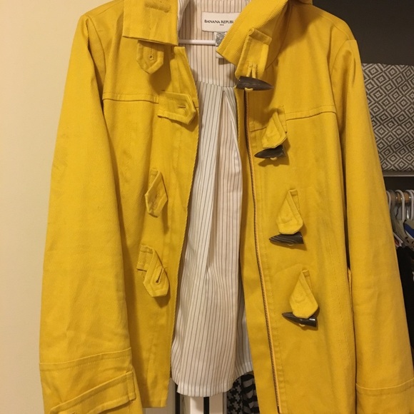 Yellow Banana Republic Toggle Peacoat 
